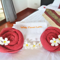 Отель White Flower Lanta Ланта спа