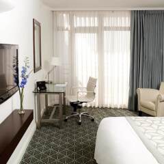 Renaissance Tel Aviv Hotel Тель-Авив удобства в номере