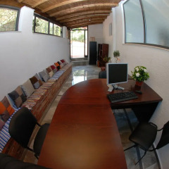 Отель Sunset Hostel Албания, Саранда - отзывы, цены и фото номеров - забронировать отель Sunset Hostel онлайн интерьер отеля фото 2