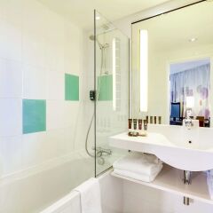 Отель Novotel Paris Vaugirard Montparnasse ванная фото 2