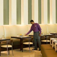 Отель Novotel Dubai Deira City Centre питание фото 2