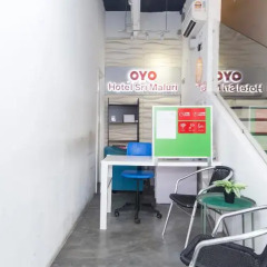 Отель OYO 220 Hotel Sri Maluri Малайзия, Куала-Лумпур - отзывы, цены и фото номеров - забронировать отель OYO 220 Hotel Sri Maluri онлайн балкон
