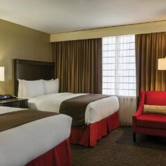 Отель Doubletree by Hilton Los Angeles Downtown США, Лос-Анджелес - 8 отзывов об отеле, цены и фото номеров - забронировать отель Doubletree by Hilton Los Angeles Downtown онлайн удобства в номере