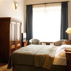 Отель The Charles 4* Стандартный номер с разными типами кроватей фото 20