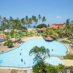 Отель Royal Palms Beach Hotel Шри-Ланка, Калутара - отзывы, цены и фото номеров - забронировать отель Royal Palms Beach Hotel онлайн бассейн фото 2