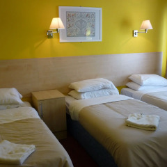Acton Town Hotel комната для гостей фото 3