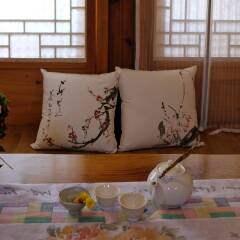 Отель Haemil Hanok Guesthouse Южная Корея, Сеул - отзывы, цены и фото номеров - забронировать отель Haemil Hanok Guesthouse онлайн интерьер отеля