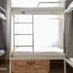 All Aboard Hostel & Cafe Далат в номере