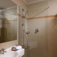 Отель Aemilia Hotel Bologna Италия, Болонья - 1 отзыв об отеле, цены и фото номеров - забронировать отель Aemilia Hotel Bologna онлайн ванная фото 2