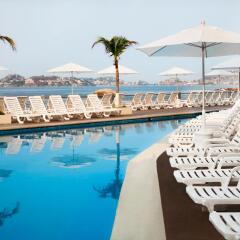 Отель Calinda Beach Acapulco бассейн фото 2