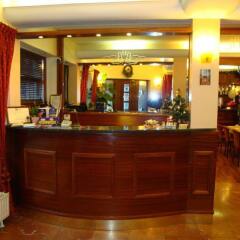Beverly Hills Hotel Брюссель интерьер отеля