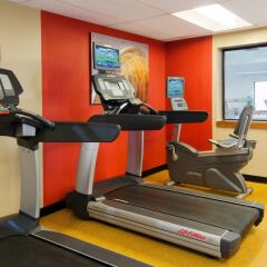 Отель Courtyard by Marriott St. Louis Downtown West фитнесс-зал фото 4