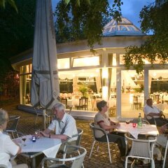 Hotel am Terrassenufer с домашними животными
