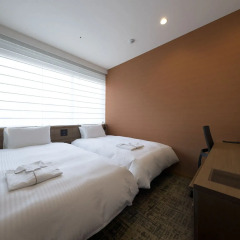 Отель Comfort Inn Fukuoka Tenjin Япония, Фукуока - отзывы, цены и фото номеров - забронировать отель Comfort Inn Fukuoka Tenjin онлайн комната для гостей фото 4