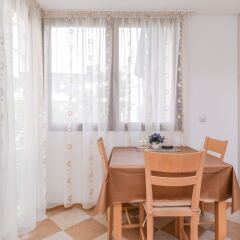Отель FM Deluxe 1-BDR Apartment - Artist's Place Болгария, София - отзывы, цены и фото номеров - забронировать отель FM Deluxe 1-BDR Apartment - Artist's Place онлайн