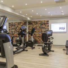 Отель Park Inn by Radisson Berlin Alexanderplatz фитнесс-зал