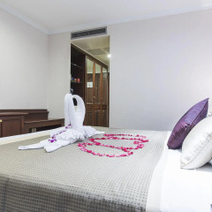 Отель Majestic Suite Бангкок комната для гостей