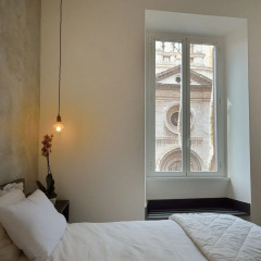 Отель Room with a view 105 сейф в номере