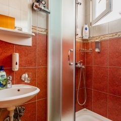 Отель Aparthotel Perper Черногория, Тиват - 1 отзыв об отеле, цены и фото номеров - забронировать отель Aparthotel Perper онлайн ванная