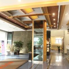 Отель Home Inn (Zhongshan Lihe Plaza Xingzhong Road) интерьер отеля