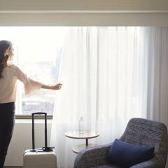 Отель Delta Hotels by Marriott Calgary Downtown Канада, Калгари - отзывы, цены и фото номеров - забронировать отель Delta Hotels by Marriott Calgary Downtown онлайн удобства в номере фото 2