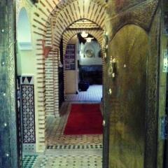 Отель Riad Boutouil интерьер отеля