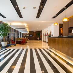 Legacy Suites Hotel Sukhumvit by Compass Hospitality интерьер отеля фото 4