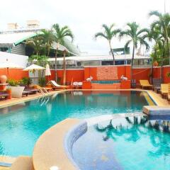 Skaw Beach Hotel бассейн фото 3