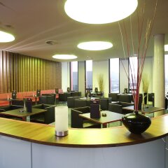 Отель Hilton Garden Inn Stuttgart Neckar Park интерьер отеля фото 3