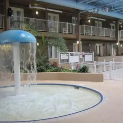 Отель Travelodge by Wyndham Ottawa West Канада, Оттава - отзывы, цены и фото номеров - забронировать отель Travelodge by Wyndham Ottawa West онлайн бассейн фото 2