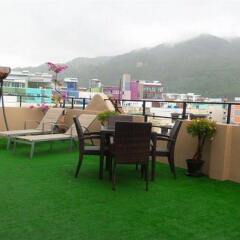 Phuket Paradise Hotel бассейн