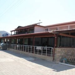 Отель Ceylan Motel парковка фото 3