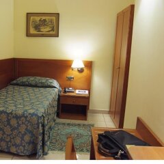 Hotel Adria Бари комната для гостей фото 3