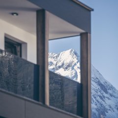 Отель Platzhirsch Apart & Mayrhofen Австрия, Майрхофен - отзывы, цены и фото номеров - забронировать отель Platzhirsch Apart & Mayrhofen онлайн балкон
