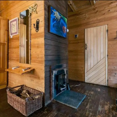 Гостиница Winter Cottage In Peredelkino With Sauna с домашними животными