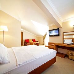 Laberna Hotel Турция, Мармарис - 1 отзыв об отеле, цены и фото номеров - забронировать отель Laberna Hotel онлайн сейф в номере