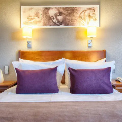 Leonardo Hotel Hamburg Stillhorn сейф в номере