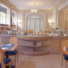 Отель Royal Hotel Paris Champs Elysées Франция, Париж - отзывы, цены и фото номеров - забронировать отель Royal Hotel Paris Champs Elysées онлайн фото 28