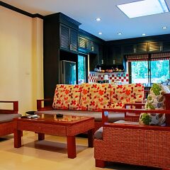 Отель Thai Family Rawai Pool Villa интерьер отеля фото 2