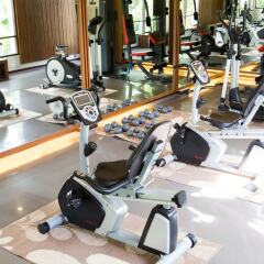 Отель Maehaad Bay Resort фитнесс-зал