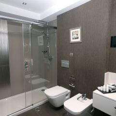 Отель Costa Esmeralda Suites ванная