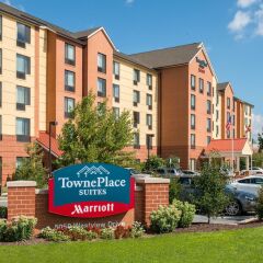 Отель TownePlace Suites by Marriott Frederick парковка
