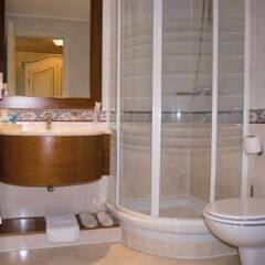 Отель Vip's Motel Lonato Италия, Лонато - отзывы, цены и фото номеров - забронировать отель Vip's Motel Lonato онлайн ванная