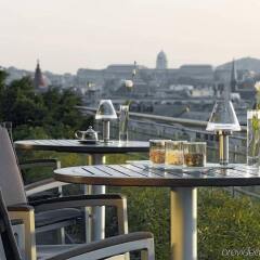 Отель Hilton Budapest City балкон