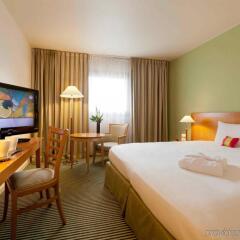 Отель Mercure Paris Porte de Versailles Expo комната для гостей фото 4