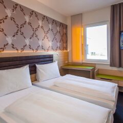 Отель Bm Bavaria Motel Munich-Freiham Мюнхен детские мероприятия фото 3