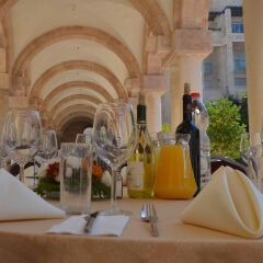 YMCA Three Arches Hotel Израиль, Иерусалим - 2 отзыва об отеле, цены и фото номеров - забронировать отель YMCA Three Arches Hotel онлайн интерьер отеля фото 3
