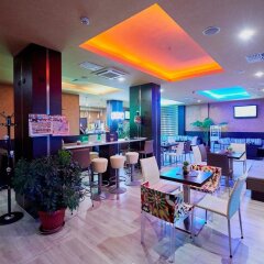 Paradise Hotel Поморие гостиничный бар