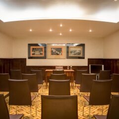 Отель Astoria Hotel Испания, Барселона - 13 отзывов об отеле, цены и фото номеров - забронировать отель Astoria Hotel онлайн развлечения
