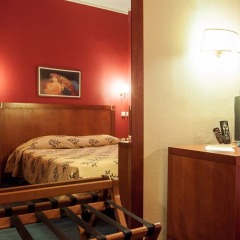 Marina Hotel Athens комната для гостей фото 10